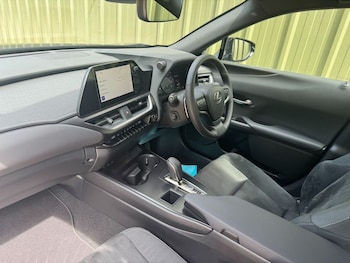 Used Lexus UX 2024 for sale - 75798384: Photo