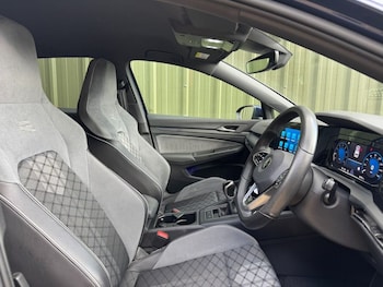 Used Volkswagen Golf 2021 for sale - 75831619: Photo