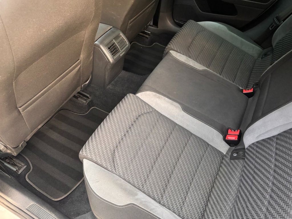 Used Volkswagen Golf 2017 for sale - 76724296: Photo 27