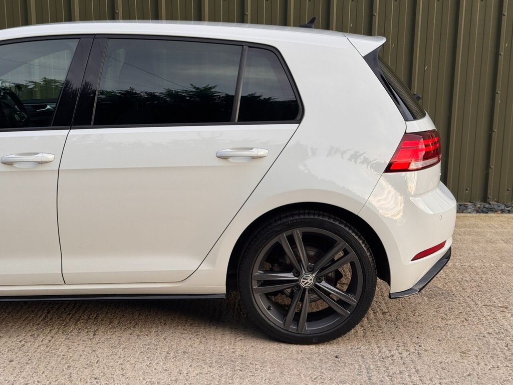 Used Volkswagen Golf 2017 for sale - 76724296: Photo 28