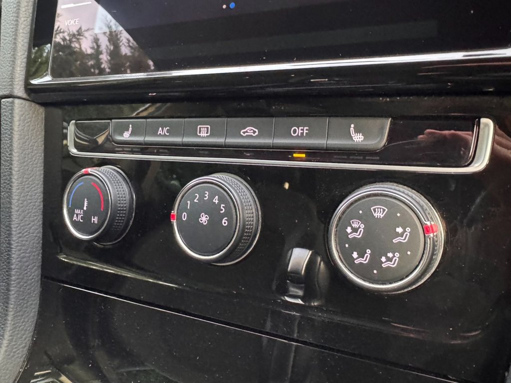 Used Volkswagen Golf 2017 for sale - 76724296: Photo 33