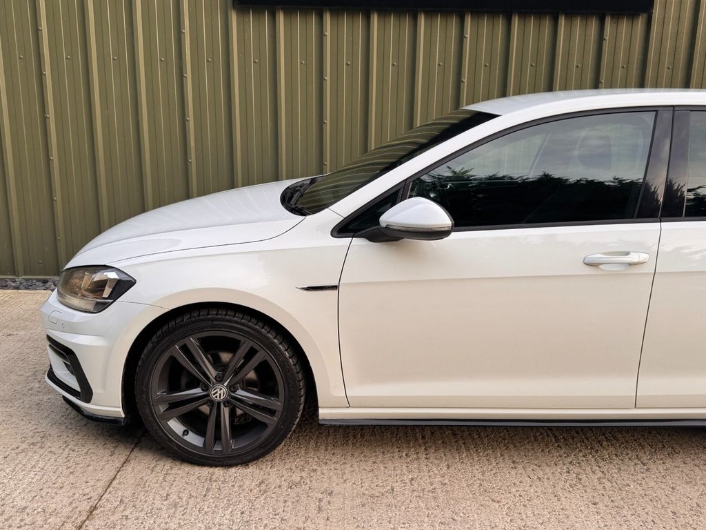 Used Volkswagen Golf 2017 for sale - 76724296: Photo 37