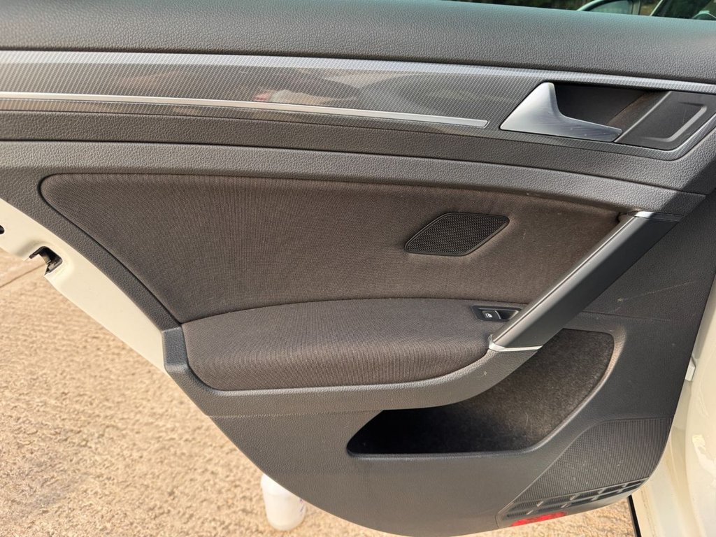 Used Volkswagen Golf 2017 for sale - 76724296: Photo 50