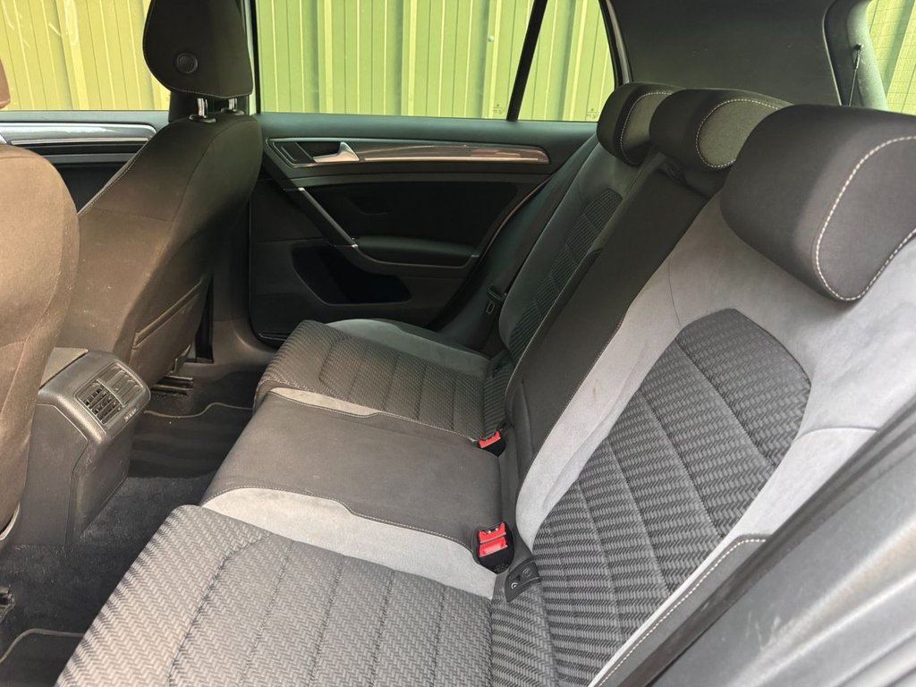 Used Volkswagen Golf 2017 for sale - 76724296: Photo 8