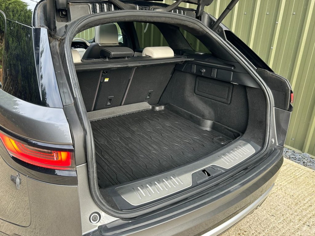 Used Land Rover Range Rover Velar 2017 for sale - 76617158: Photo 14