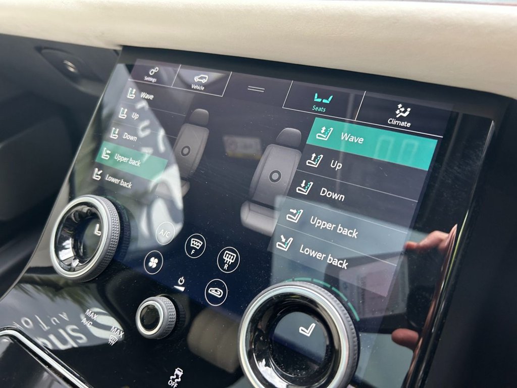 Used Land Rover Range Rover Velar 2017 for sale - 76617158: Photo 19