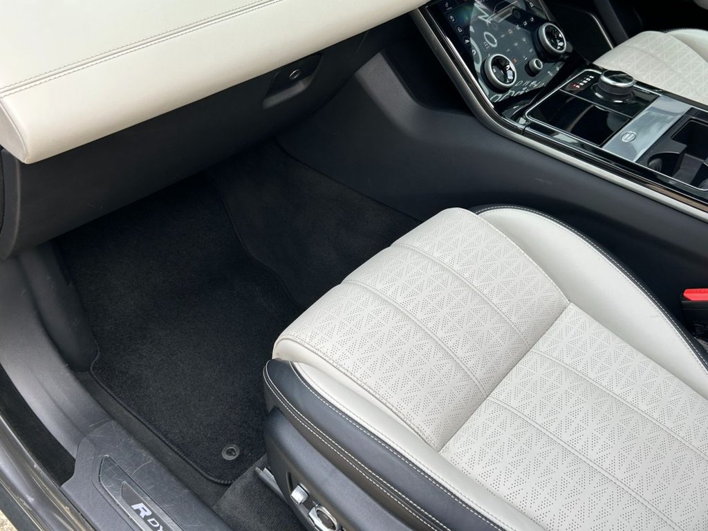 Used Land Rover Range Rover Velar 2017 for sale - 76617158: Photo 29