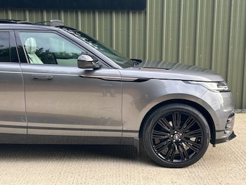Used Land Rover Range Rover Velar 2017 for sale - 76617158: Photo