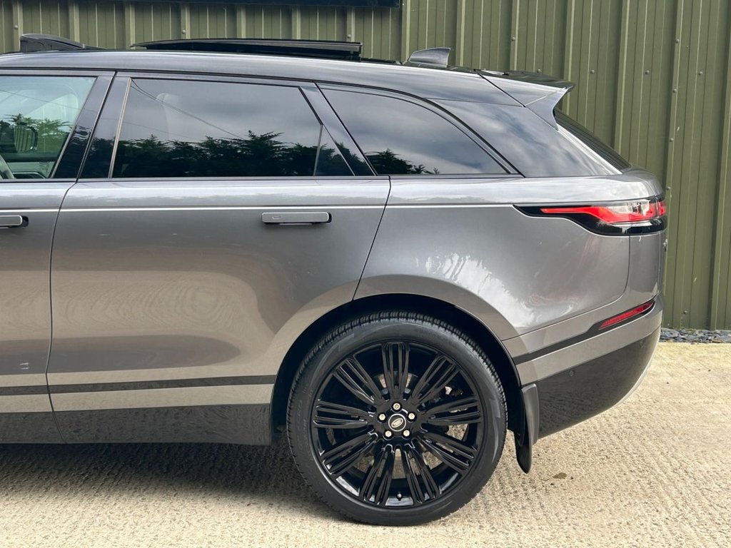 Used Land Rover Range Rover Velar 2017 for sale - 76617158: Photo 40