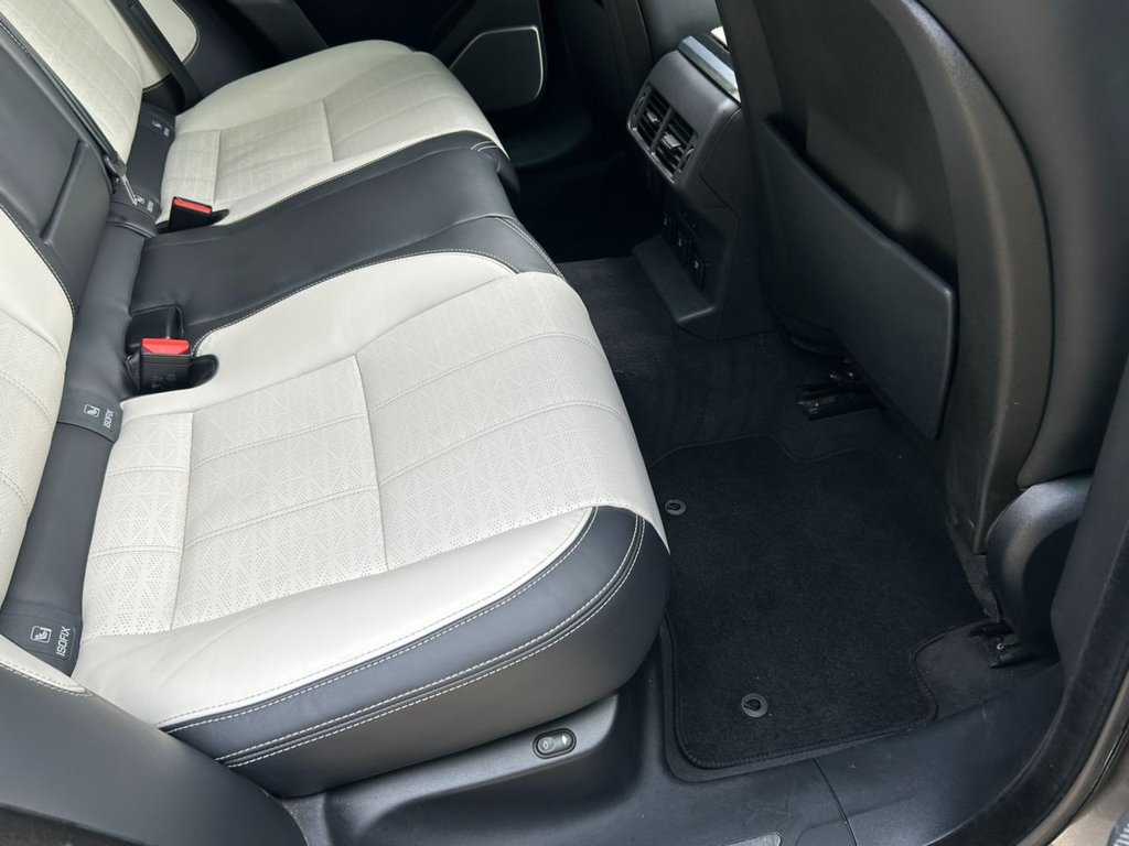 Used Land Rover Range Rover Velar 2017 for sale - 76617158: Photo 46