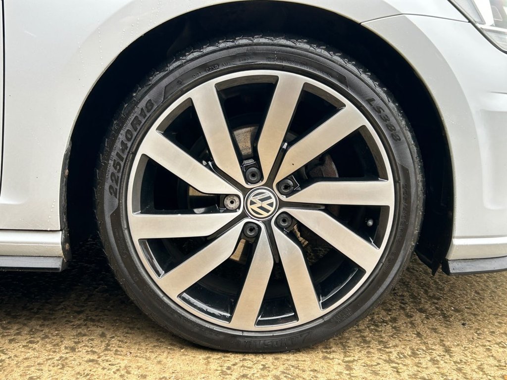 Used Volkswagen Golf 2017 for sale - 77275759: Photo 12