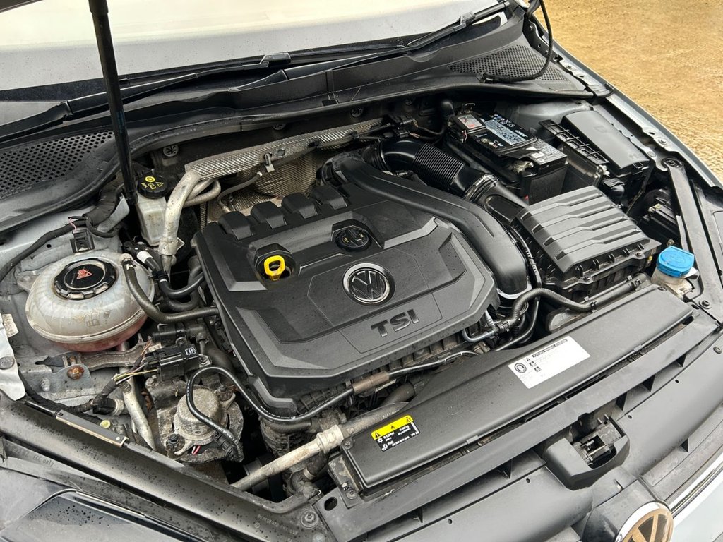 Used Volkswagen Golf 2017 for sale - 77275759: Photo 26