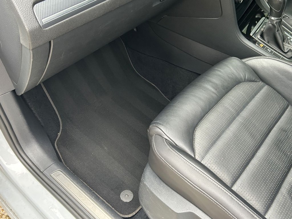 Used Volkswagen Golf 2017 for sale - 77275759: Photo 31