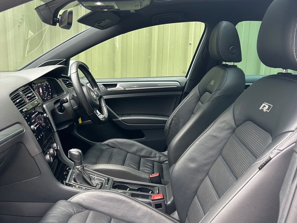 Used Volkswagen Golf 2017 for sale - 77275759: Photo 33