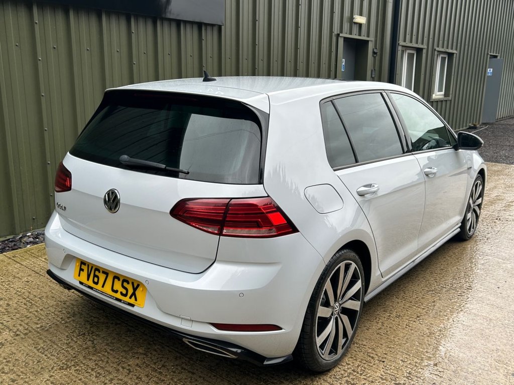 Used Volkswagen Golf 2017 for sale - 77275759: Photo 8