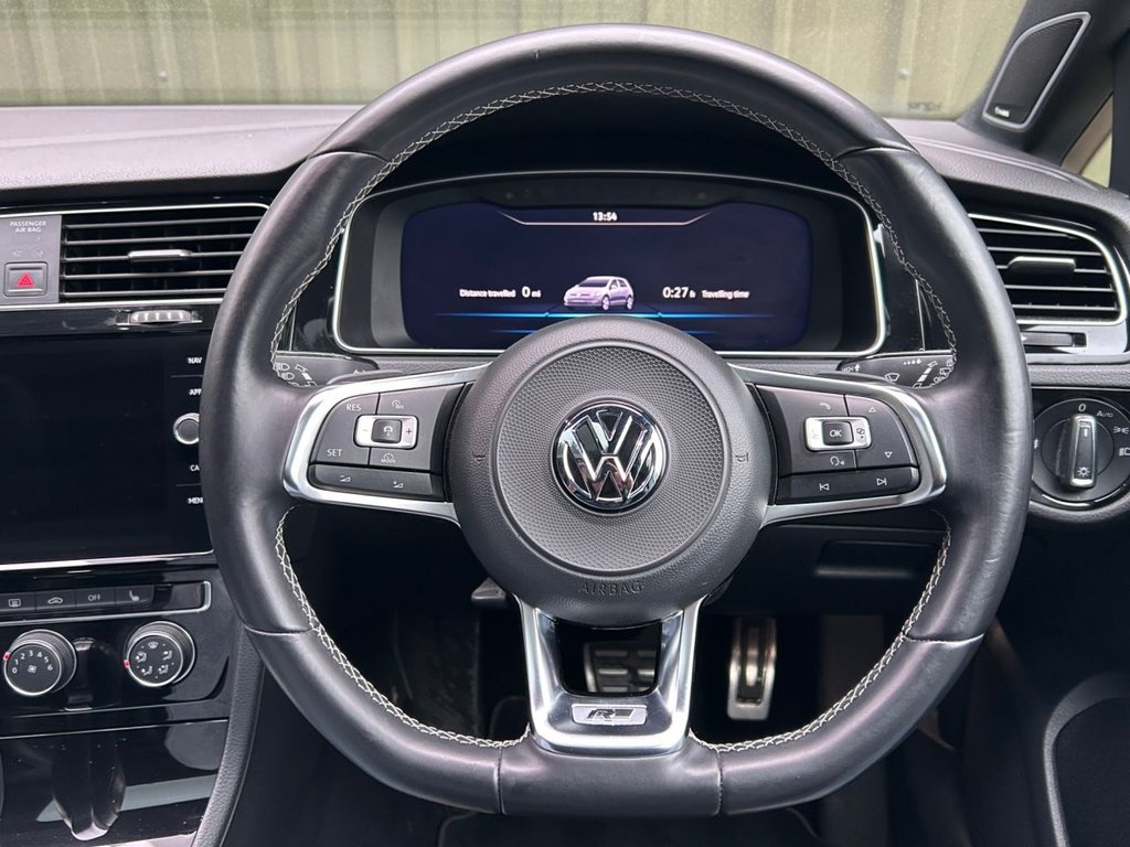 Used Volkswagen Golf 2017 for sale - 77275759: Photo 9