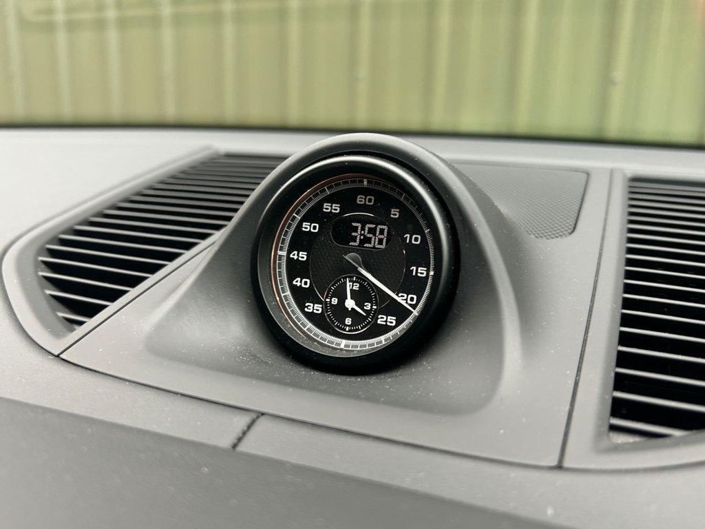 Used Porsche Macan 2023 for sale - 77780230: Photo 15