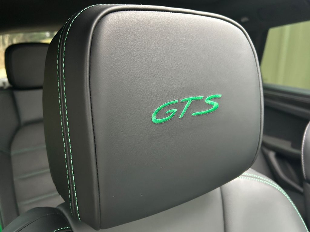 Used Porsche Macan 2023 for sale - 77780230: Photo 48