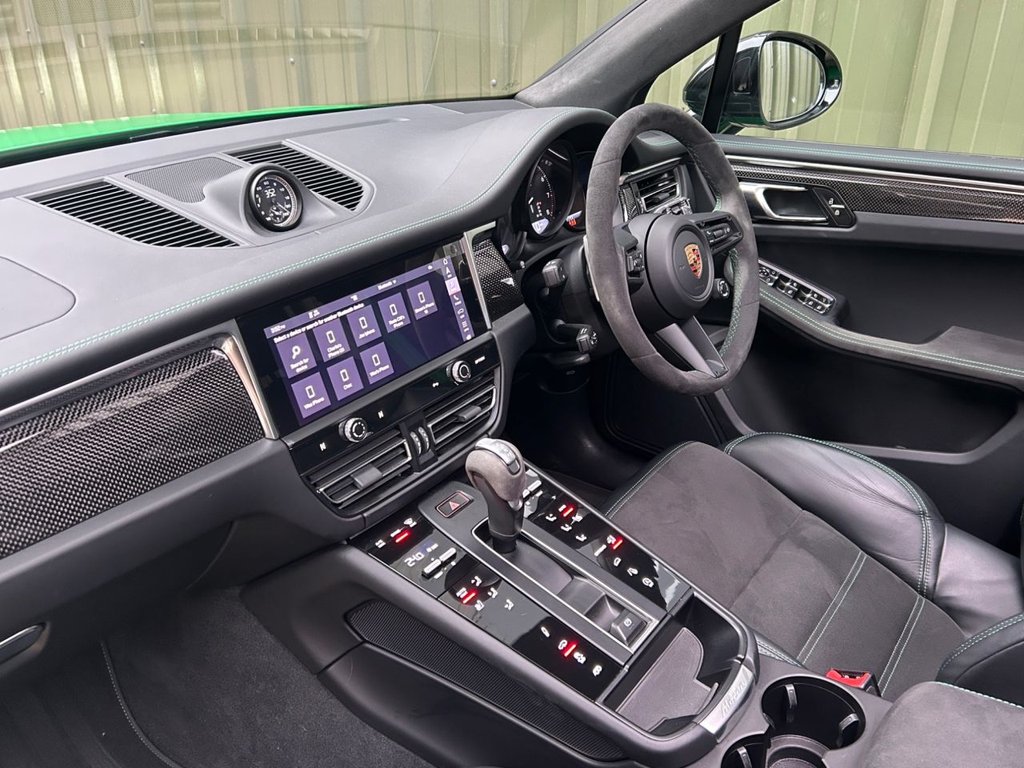 Used Porsche Macan 2023 for sale - 77780230: Photo 6