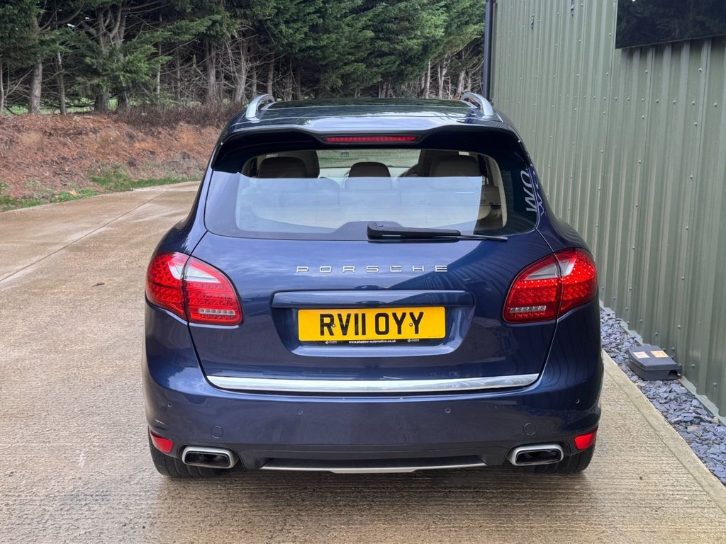 Used Porsche Cayenne 2011 for sale - 76631976: Photo 12