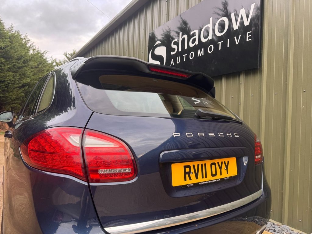 Used Porsche Cayenne 2011 for sale - 76631976: Photo 26