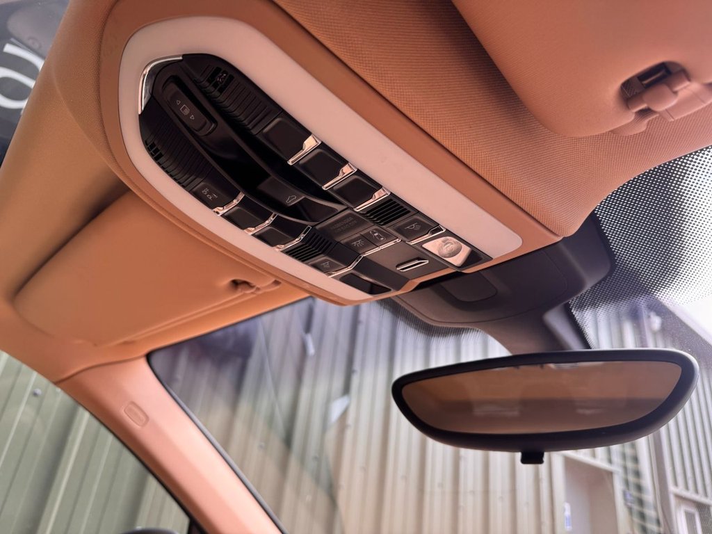 Used Porsche Cayenne 2011 for sale - 76631976: Photo 49