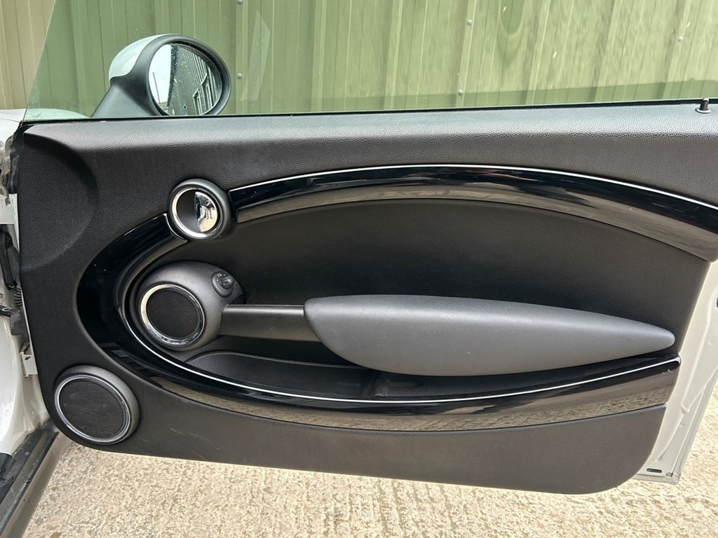 Used MINI Convertible 2016 for sale - 77038175: Photo 39