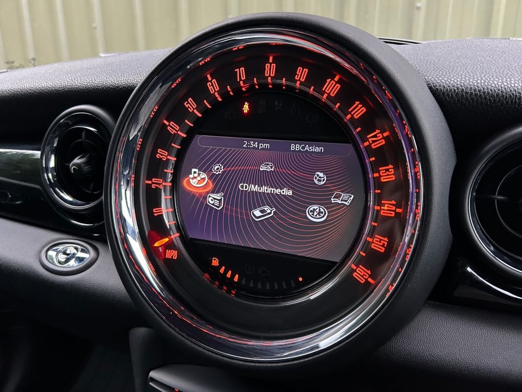 Used MINI Convertible 2016 for sale - 77038175: Photo 4