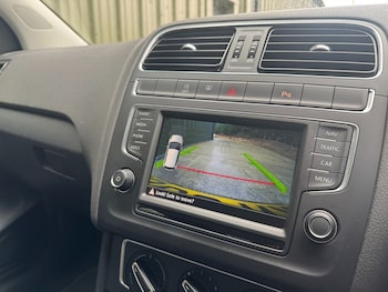 Used Volkswagen Polo 2015 for sale - 75739111: Photo