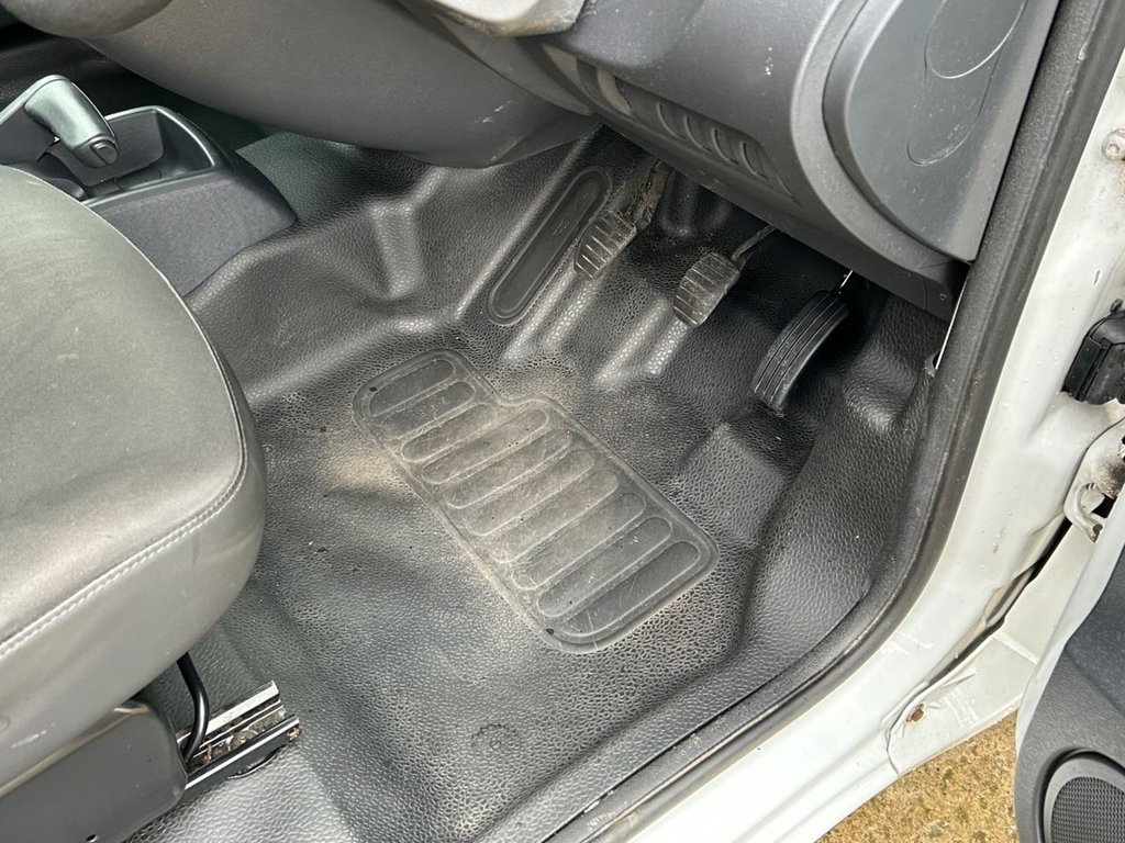 Used Renault Kangoo 2012 for sale - 76973365: Photo 15