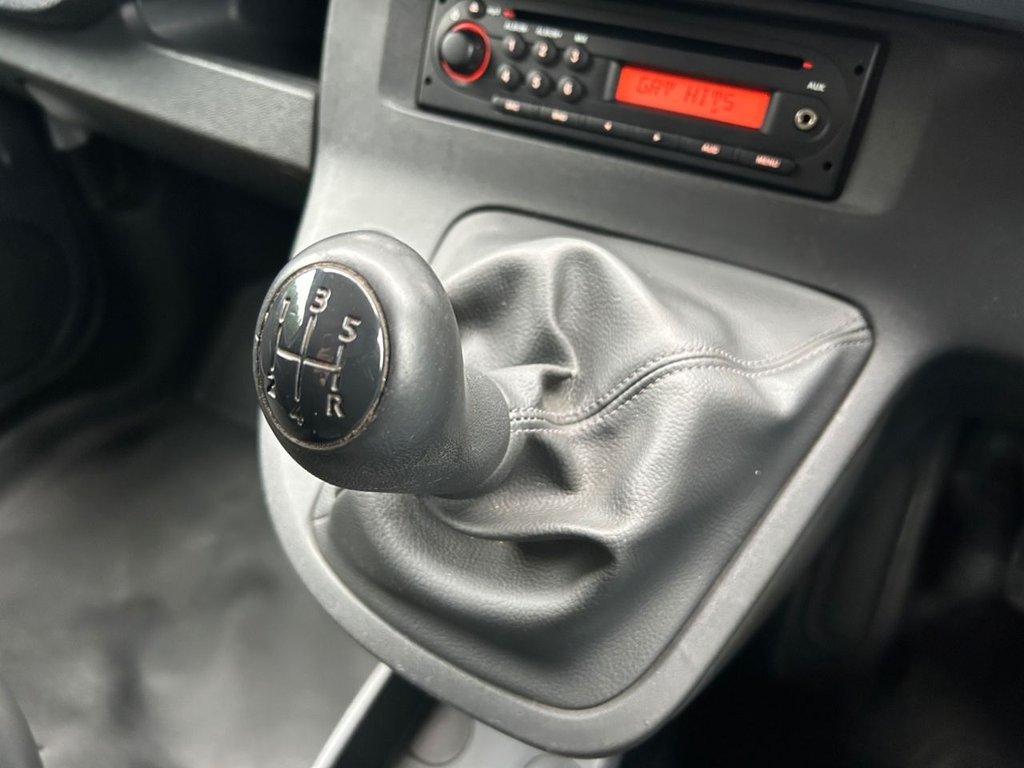 Used Renault Kangoo 2012 for sale - 76973365: Photo 33