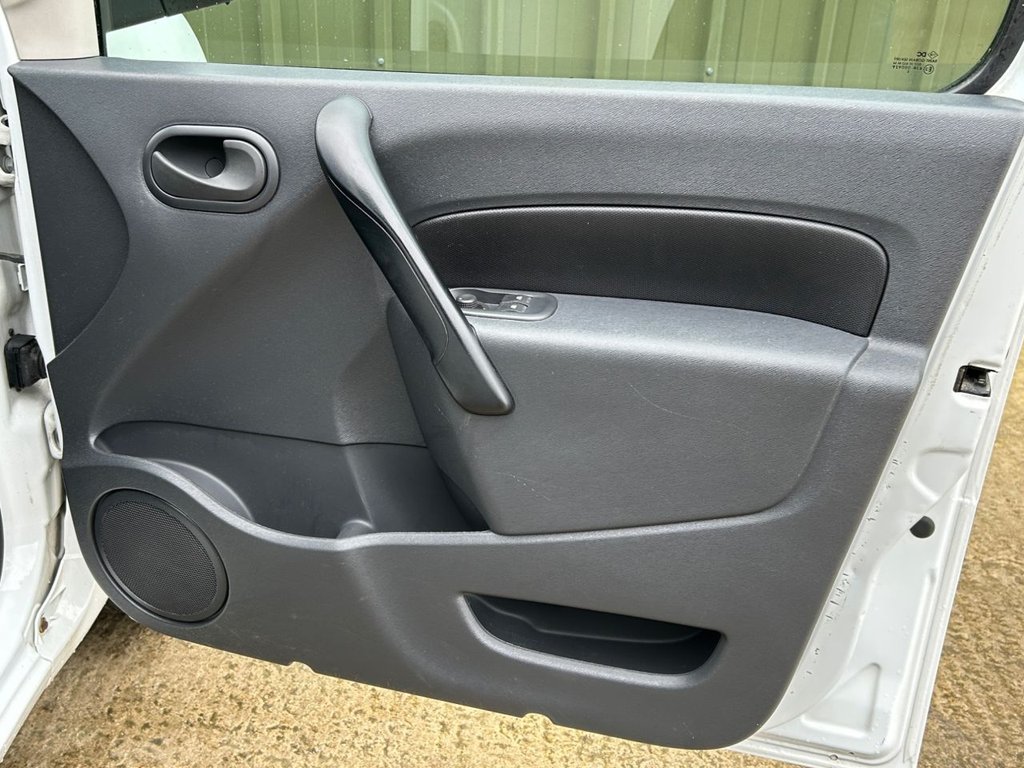 Used Renault Kangoo 2012 for sale - 76973365: Photo 39