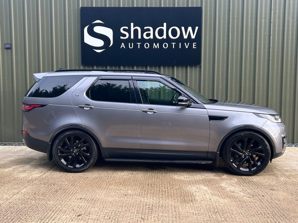 Used Land Rover Discovery 5 2020 for sale - 77200039: Photo 2