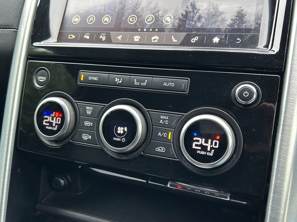 Used Land Rover Discovery 5 2020 for sale - 77200039: Photo 24