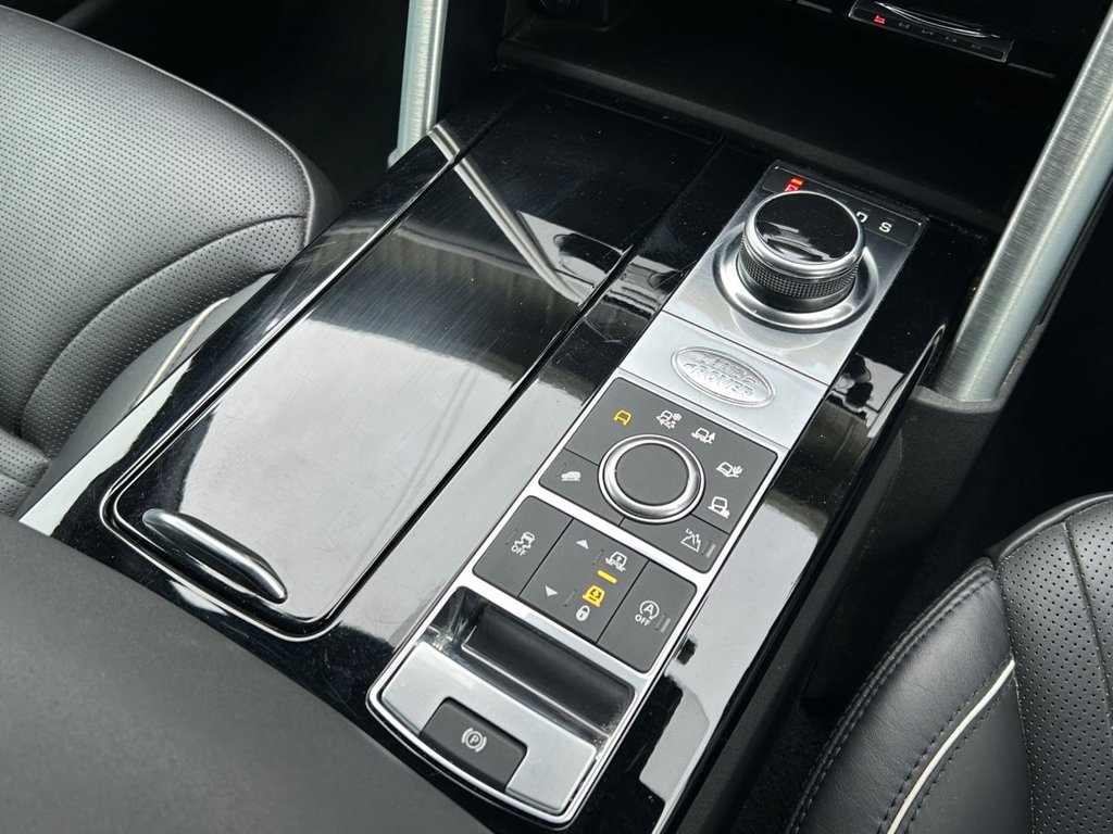 Used Land Rover Discovery 5 2020 for sale - 77200039: Photo 25