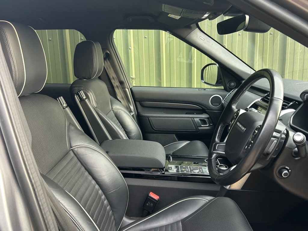 Used Land Rover Discovery 5 2020 for sale - 77200039: Photo 3