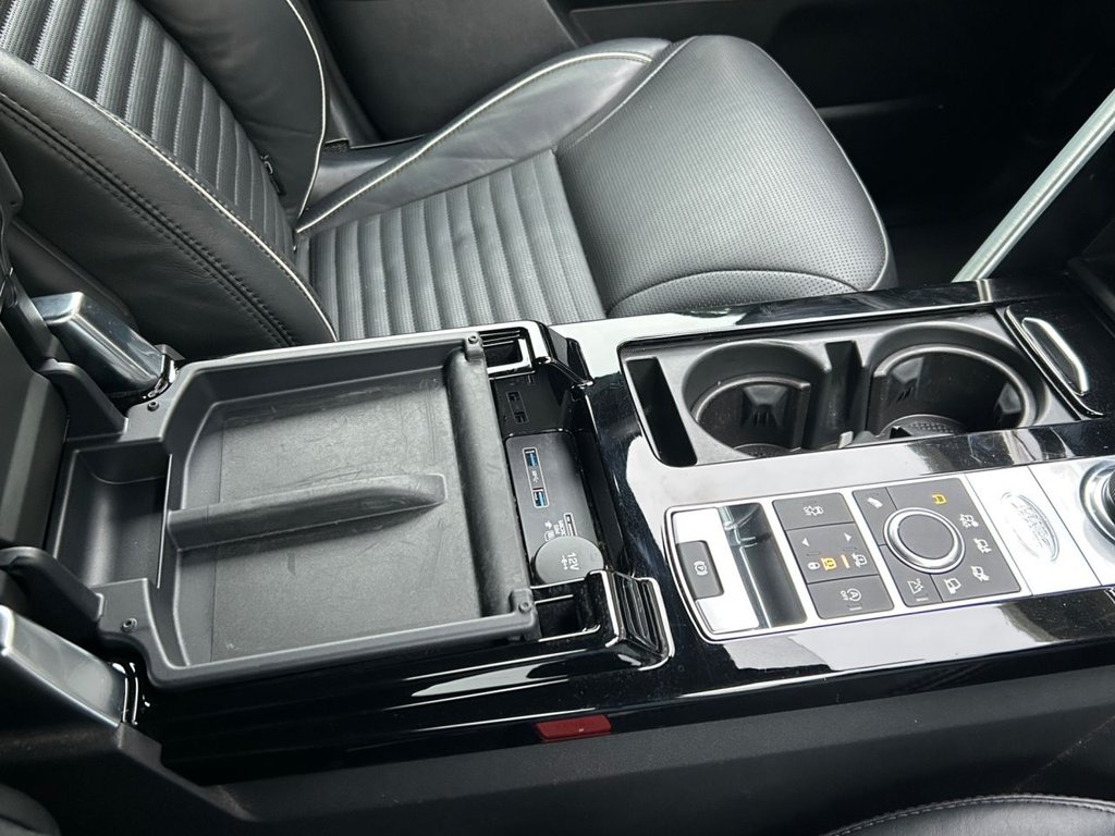 Used Land Rover Discovery 5 2020 for sale - 77200039: Photo 32