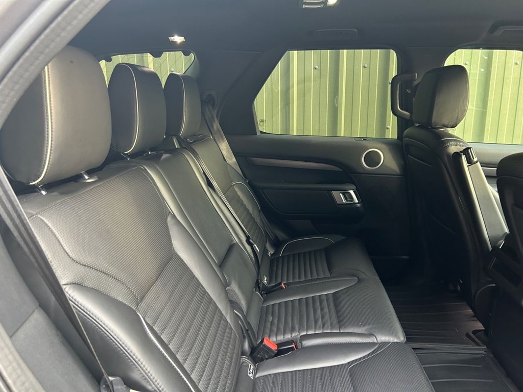 Used Land Rover Discovery 5 2020 for sale - 77200039: Photo 4