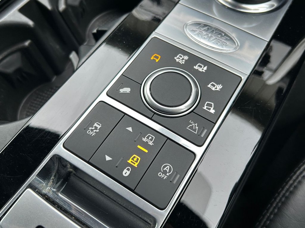 Used Land Rover Discovery 5 2020 for sale - 77200039: Photo 9