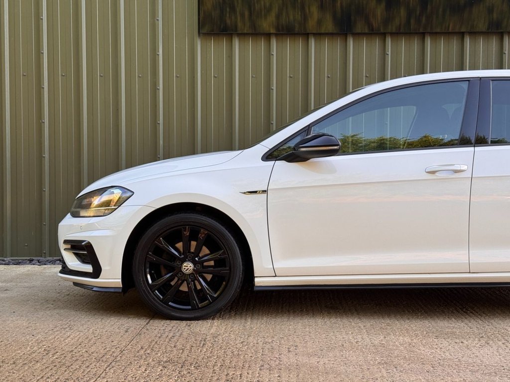 Used Volkswagen Golf 2019 for sale - 76739933: Photo 11