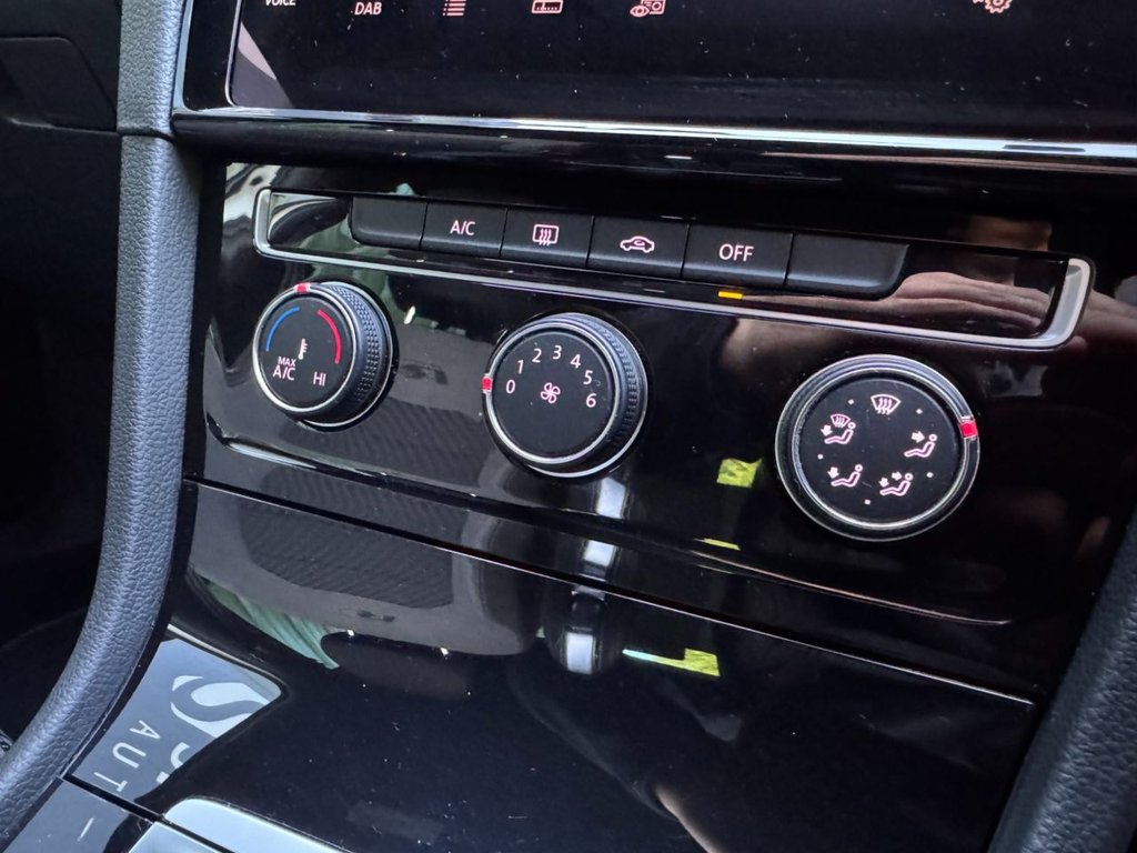 Used Volkswagen Golf 2019 for sale - 76739933: Photo 35