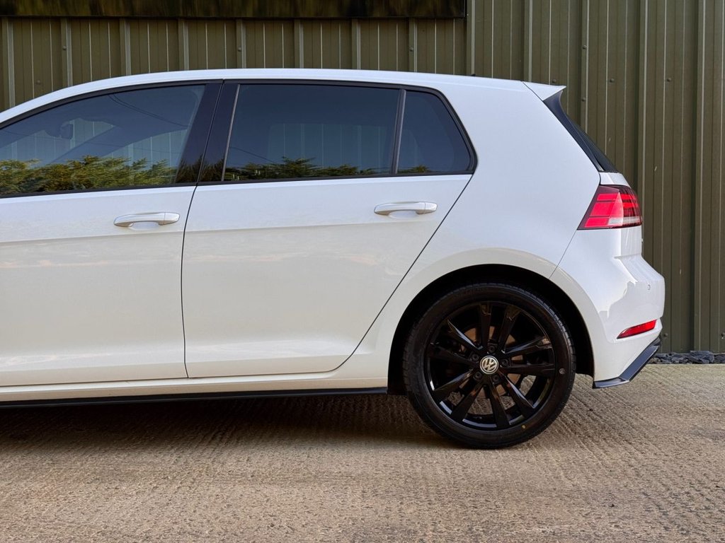 Used Volkswagen Golf 2019 for sale - 76739933: Photo 37