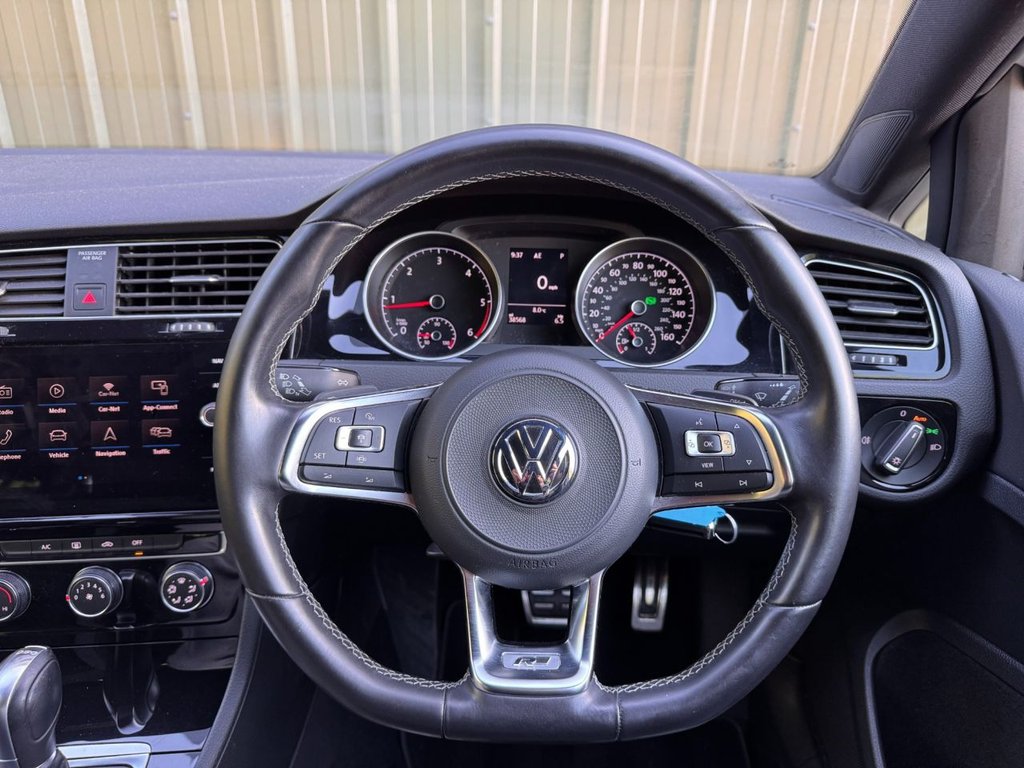 Used Volkswagen Golf 2019 for sale - 76739933: Photo 4