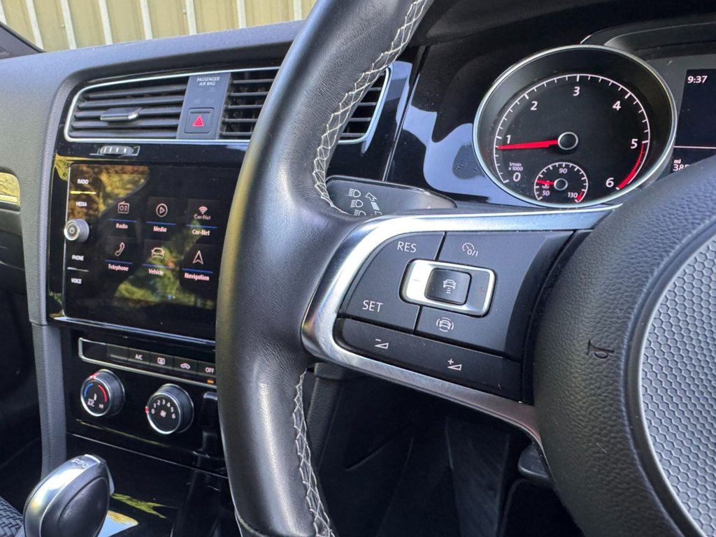 Used Volkswagen Golf 2019 for sale - 76739933: Photo 44