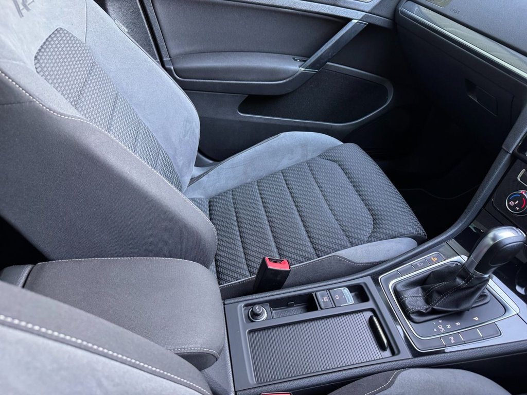 Used Volkswagen Golf 2019 for sale - 76739933: Photo 46