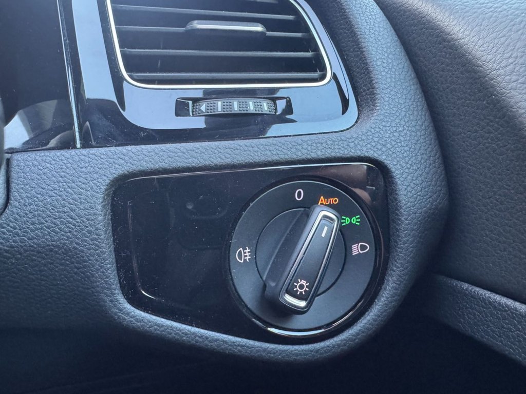 Used Volkswagen Golf 2019 for sale - 76739933: Photo 50