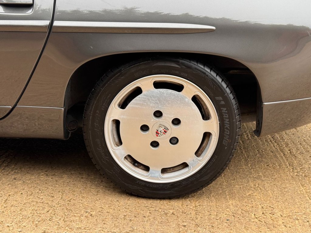 Used Porsche 928 1989 for sale - 76322986: Photo 13