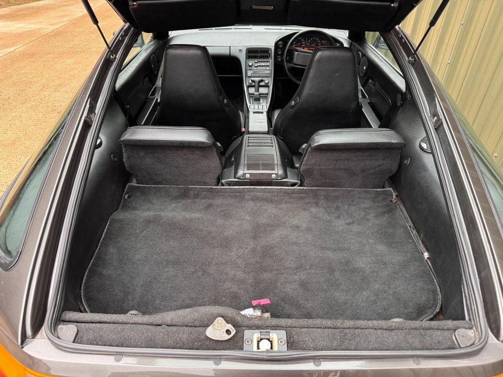 Used Porsche 928 1989 for sale - 76322986: Photo 22