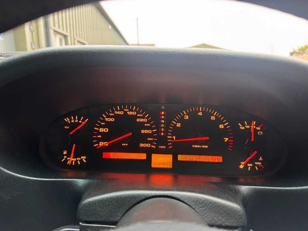 Used Porsche 928 1989 for sale - 76322986: Photo 30