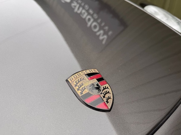 Used Porsche 928 2018 for sale - 76322986: Photo 33